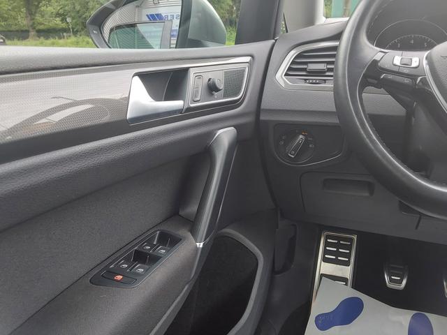 Volkswagen Golf Sportsvan 1.5 TSI Join AHK/ACC/APP/SHZ/PDC/NAV 