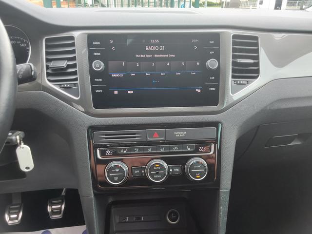 Volkswagen Golf Sportsvan 1.5 TSI Join AHK/ACC/APP/SHZ/PDC/NAV 