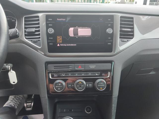 Volkswagen Golf Sportsvan 1.5 TSI Join AHK/ACC/APP/SHZ/PDC/NAV 