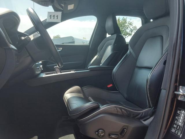 Volvo XC60 B5 D AWD R-Design AHK/ACC/SHZ/NAV/PDC/KAM 