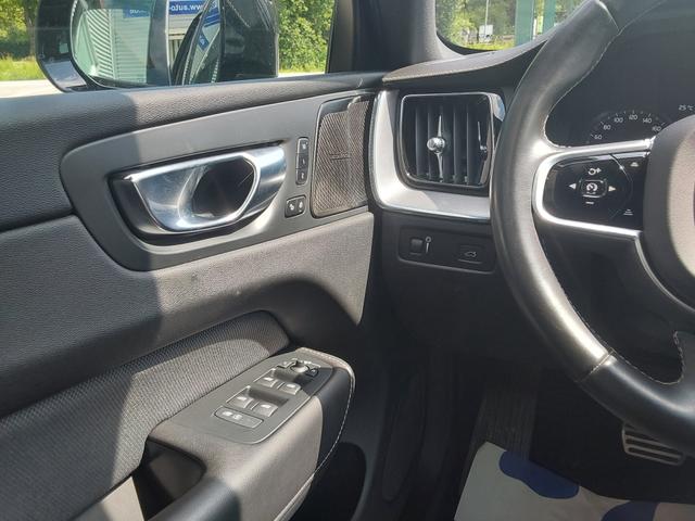 Volvo XC60 B5 D AWD R-Design AHK/ACC/SHZ/NAV/PDC/KAM 