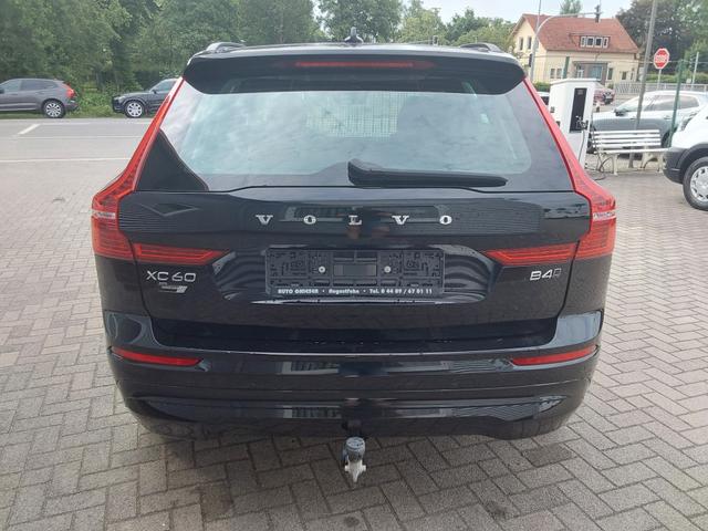 Volvo XC60 B4 D AWD AHK/ACC/SHZ/LED/PDC/KAM/NAV 