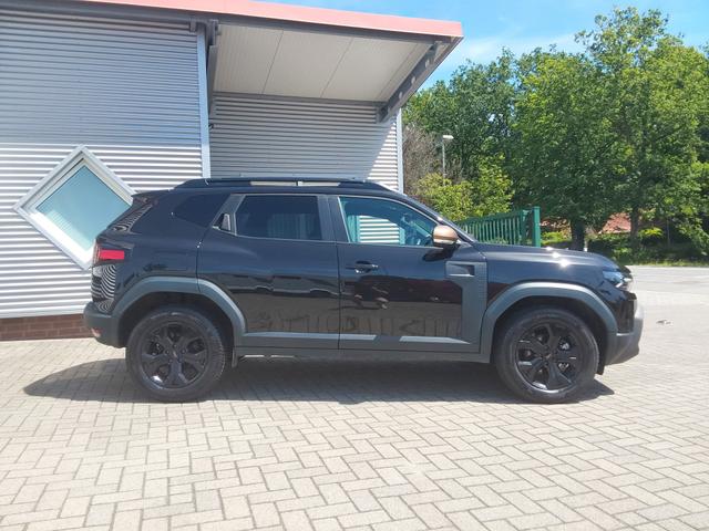 Dacia Duster 1.6 E-TECH 155 Extreme ACC/SHZ/LED/PDC/KAM/NAV 