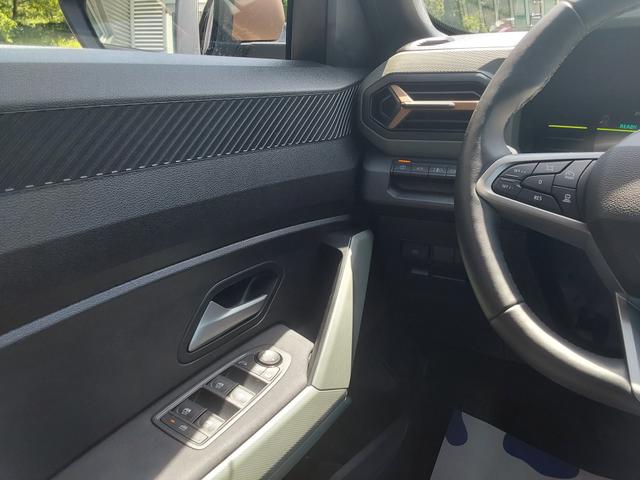 Dacia Duster 1.6 E-TECH 155 Extreme ACC/SHZ/LED/PDC/KAM/NAV 