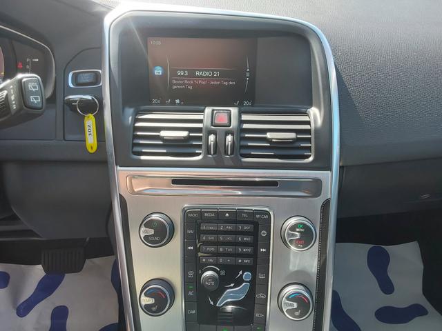 Volvo XC60 D4 Ocean Race SHZ/NAV/PDC/KAM 
