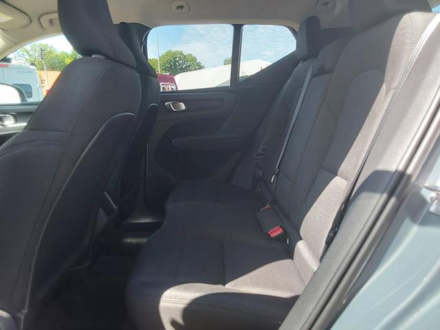 Volvo XC40 T3 SHZ/LED/PDC/KAM/NAV 