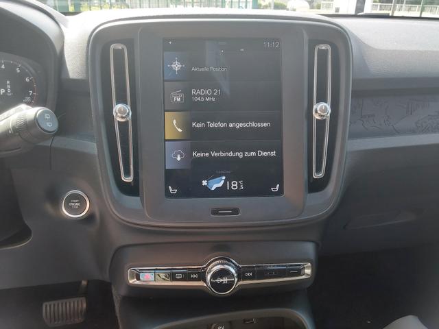 Volvo XC40 T3 SHZ/LED/PDC/KAM/NAV 