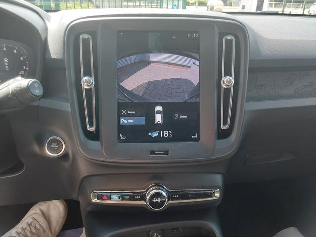 Volvo XC40 T3 SHZ/LED/PDC/KAM/NAV 