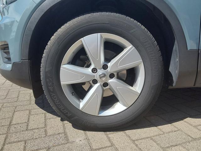 Volvo XC40 T3 SHZ/LED/PDC/KAM/NAV 