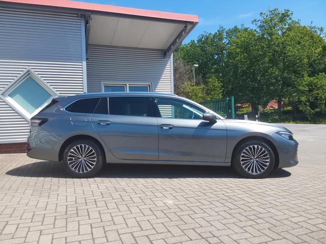 Volkswagen Passat Variant 2.0 TDI DSG Elegance AHK/ACC/NAV/KAM/MATRIX 