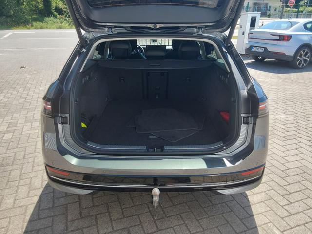 Volkswagen Passat Variant 2.0 TDI DSG Elegance AHK/ACC/NAV/KAM/MATRIX 