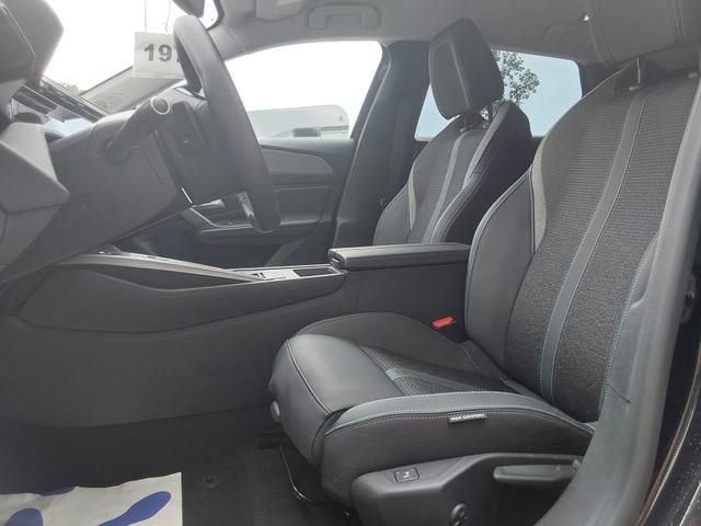 Peugeot 308 SW 1.5 BlueHDI 130 Allure AHK/ACC/LED/PDC/KAM/NAV 