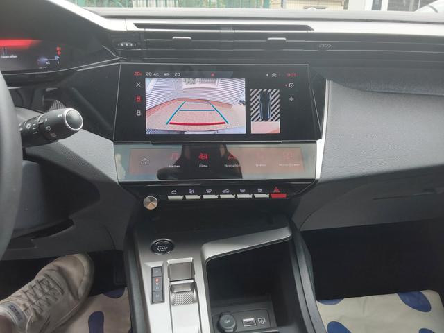 Peugeot 308 SW 1.5 BlueHDI 130 Allure AHK/ACC/LED/PDC/KAM/NAV 