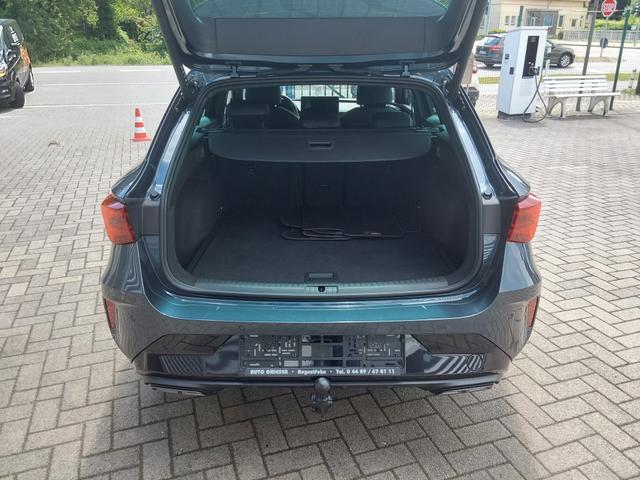 Cupra Leon Sportstourer 1.5 eTSI DSG AHK/ACC/LED/PDC/SHZ/KAM 