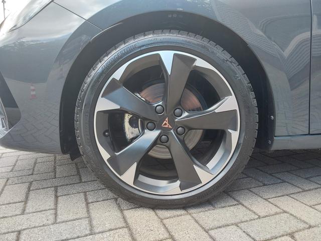 Cupra Leon Sportstourer 1.5 eTSI DSG AHK/ACC/LED/PDC/SHZ/KAM 