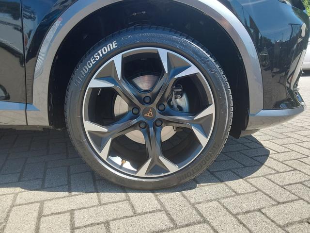 Cupra Formentor 1.5 TSI DSG AHK/ACC/SHZ/LED/PDC/KAM/PANO 