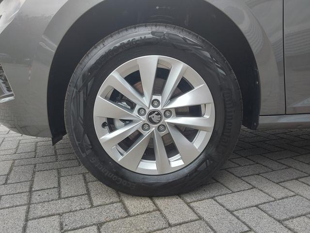 Skoda Kamiq 1.0 TSI DSG Selection AHK/LED/KAM/PDC/APP 