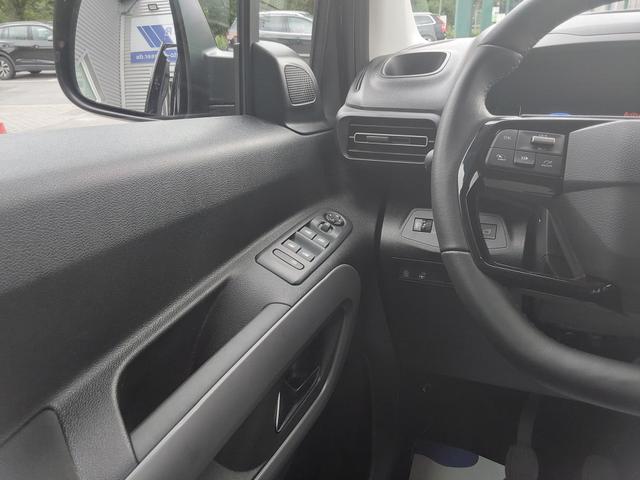 Toyota Proace City Verso 1.5 D L1 Teamplayer APP/SHZ/PDC/KAM 