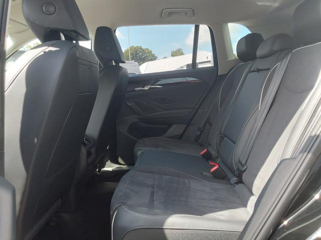 Volkswagen Tiguan 2.0 TDI DSG Elegance AHK/ACC/NAV/KAM/MATRIX 