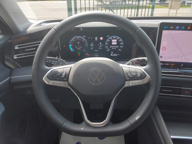 Volkswagen Tiguan 2.0 TDI DSG Elegance AHK/ACC/NAV/KAM/MATRIX 