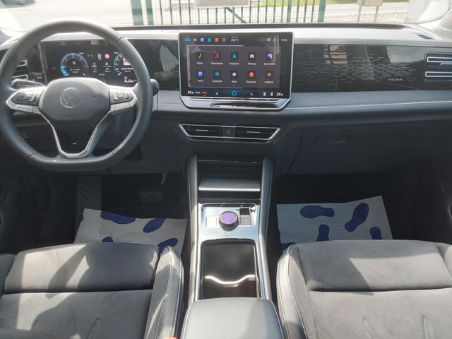Volkswagen Tiguan 2.0 TDI DSG Elegance AHK/ACC/NAV/KAM/MATRIX 