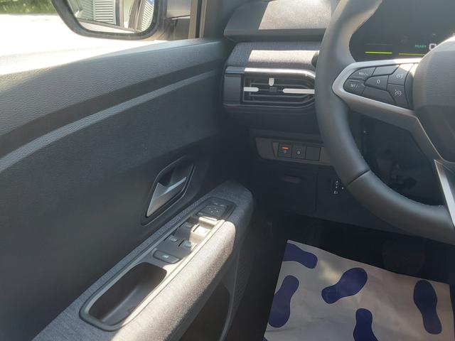 Dacia Jogger 1.8 Hybrid 155 Journey 7-Sitze APP/SHZ/LED/PDC/KAM 