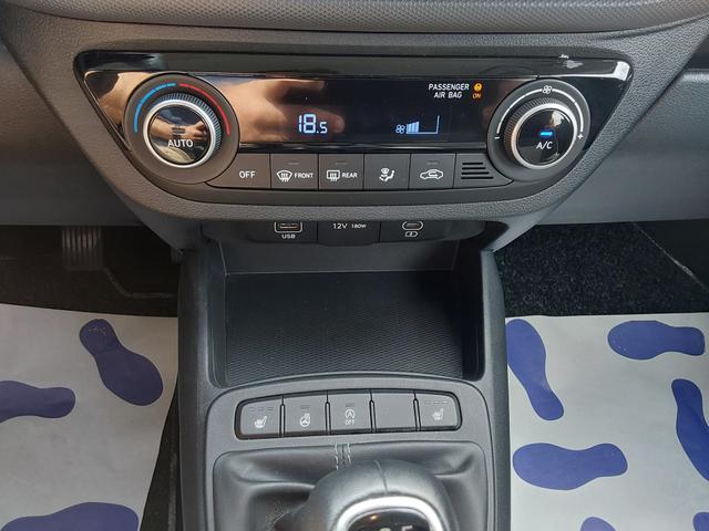 Hyundai i10 1.0 Select NAV/PDC/KAM/SHZ/Klimaauto/ 