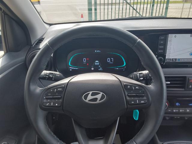Hyundai i10 1.0 Select NAV/PDC/KAM/SHZ/Klimaauto/ 