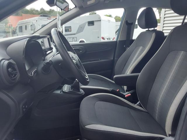 Hyundai i10 1.0 Select PDC/KAM/SHZ/Klimaauto/ 