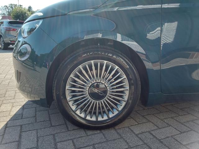 Fiat 500 ICON KOMFORT PAKET APP/SHZ/PDC/KAM 