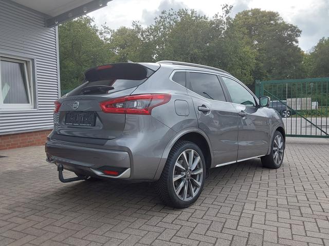 Nissan Qashqai 1.3 DIG-T Tekna+ AHK/ACC/SHZ/LED/PDC/KAM/NAV 