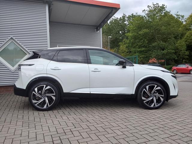 Nissan Qashqai 1.3 DIG-T Mild Hybrid Tekna+ ACC/SHZ/LED/PANO/BOSE 