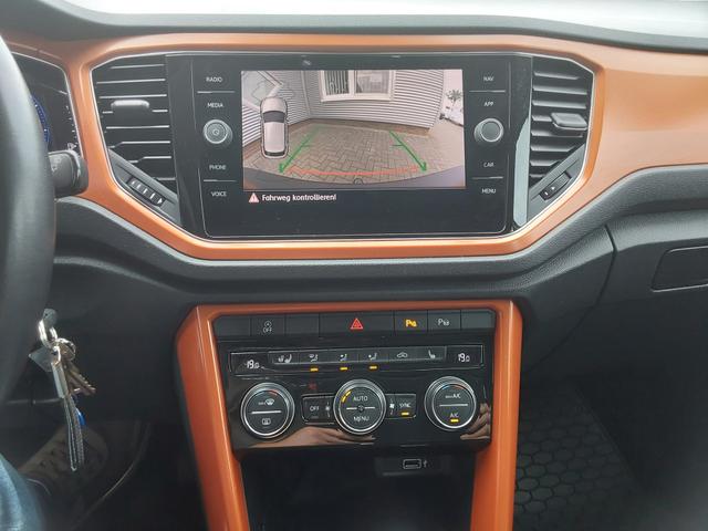 Volkswagen T-Roc 1.5 TSI DSG Style AHK/ACC/SHZ/PDC/KAM/APP 