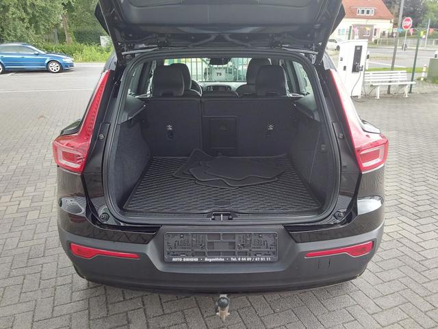 Volvo XC40 B4 B 2WD R-Design AHK/ACC/SHZ/LED/PDC/KAM/NAV 