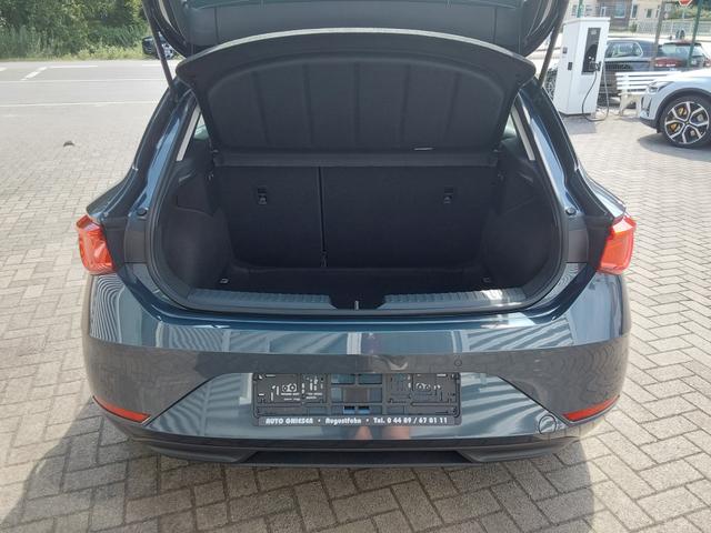 SEAT Leon 1.5 TSI Style ACC/APP/LED/SHZ/PDC/KAM 
