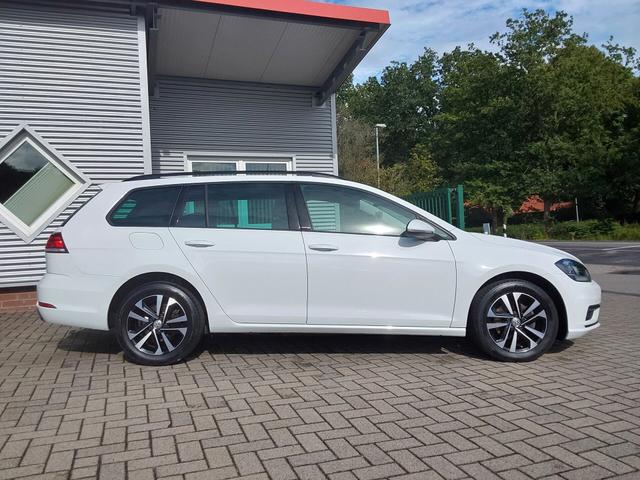 Volkswagen Golf Variant 1.6 TDI United AHK/ACC/APP/SHZ/PDC/NAV 