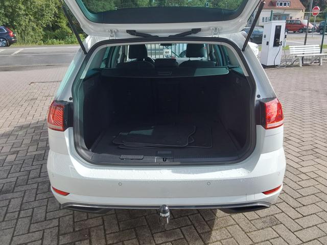 Volkswagen Golf Variant 1.6 TDI United AHK/ACC/APP/SHZ/PDC/NAV 