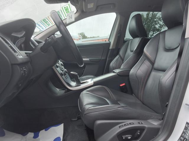 Volvo XC60 D4 AWD Ocean Race AHK/ACC/SHZ/PDC/KAM/NAV 