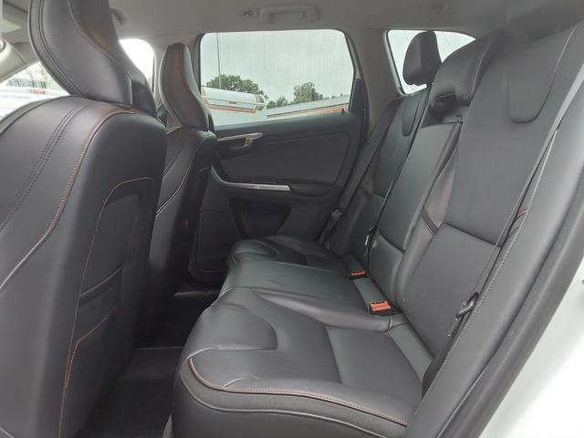 Volvo XC60 D4 AWD Ocean Race AHK/ACC/SHZ/PDC/KAM/NAV 