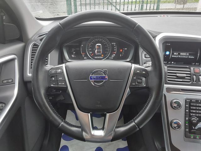 Volvo XC60 D4 AWD Ocean Race AHK/ACC/SHZ/PDC/KAM/NAV 