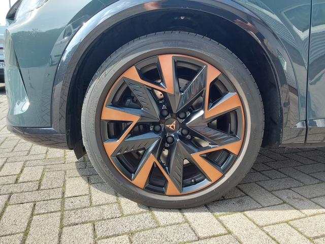 Cupra Formentor 2.0 TSI DSG VZ 4Drive AHK/PANO/ACC/SHZ/APP/LED 
