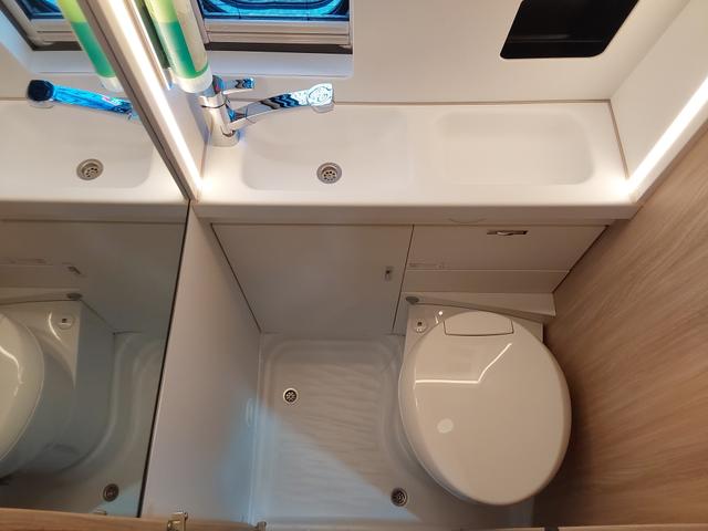 Weinsberg CaraBus 600 ME Coast Camper AHK/KLIMA/TV/NAV/KAM 