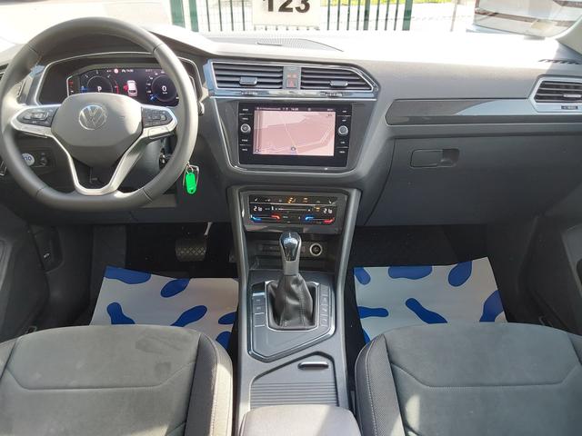 Volkswagen Tiguan 2.0 TDI DSG Elegance AHK/ACC/NAV/KAM/MATRIX 
