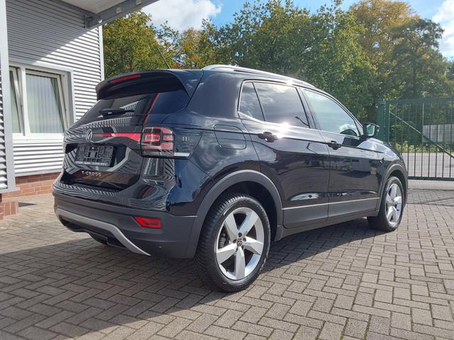 Volkswagen T-Cross 1.5 TSI DSG Style ACC/AHK/SHZ/LED/PDC/KAM 