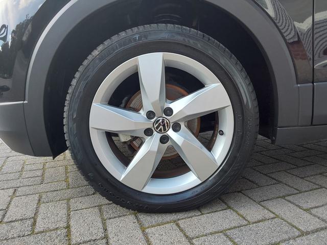 Volkswagen T-Cross 1.5 TSI DSG Style ACC/AHK/SHZ/LED/PDC/KAM 