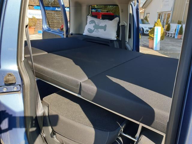 Volkswagen Caddy 1.2 TSI Camper Klima Doppelbett neu 