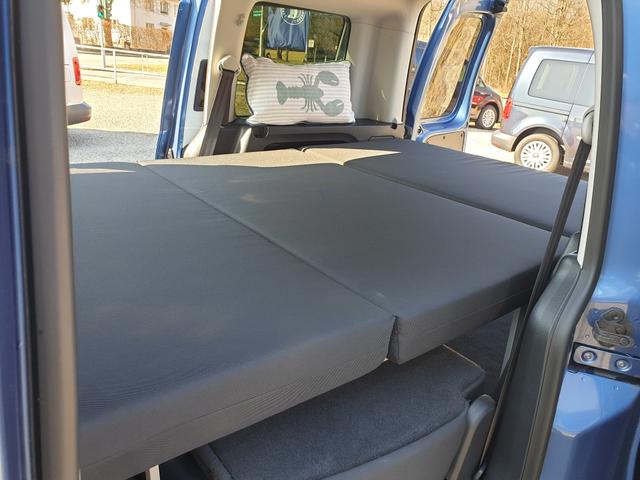 Volkswagen Caddy 1.2 TSI Camper Klima Doppelbett neu 
