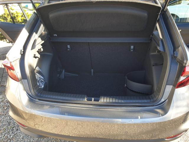 Skoda Fabia 1.0 Selection Alu SmartLink Sitzheizg 