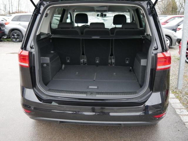 Volkswagen Touran 1.5 TSI ACT COMFORTLINE ACC NAVI WINTERPAKET R&Uuml;CKFAHRKAMERA 7-SITZER 
