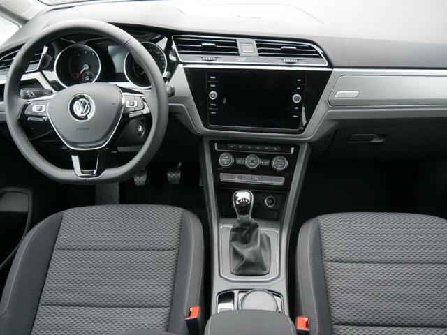 Volkswagen Touran 1.5 TSI ACT COMFORTLINE ACC NAVI WINTERPAKET R&Uuml;CKFAHRKAMERA 7-SITZER 
